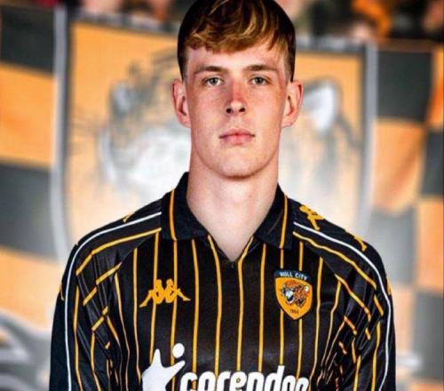 曼聯(lián)冬窗離隊(duì)第二人通過體檢，本周官宣！阿賈克斯求租阿莫林舊部