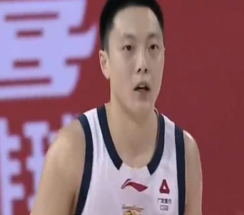 末節點名曾繁日！胡明軒三分6中4轟14+4+4連續5場得分上雙