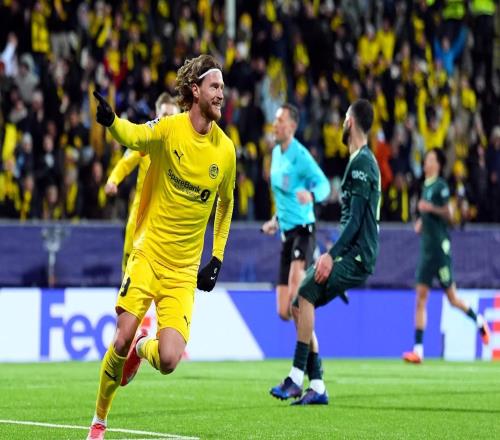 電訊報：諾維奇有意簽下卡斯帕霍，他在昨晚對陣曼城時兩分鐘雙響