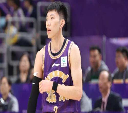 聯賽第一!廣廈大勝北控豪取7連勝胡金秋22+7布朗26+6