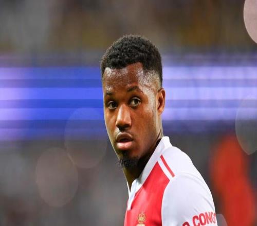 記者：巴薩內部對法蒂的處境感到擔憂，曾考慮召回他重新外租