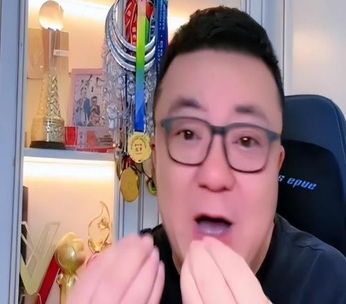 董路：王鈺棟脫衣是因為心里憋氣，拜合拉木給他搗亂，被戰術犧牲