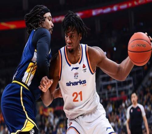 上海已將懷特塞德合同轉(zhuǎn)正！戰(zhàn)廣東曾砍12+18，或成盧偉沖冠X因素