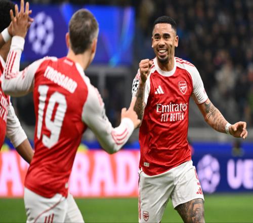 真穩了！槍手大輪換仍創造歷史，英超爭冠形勢在歐冠之夜后明了