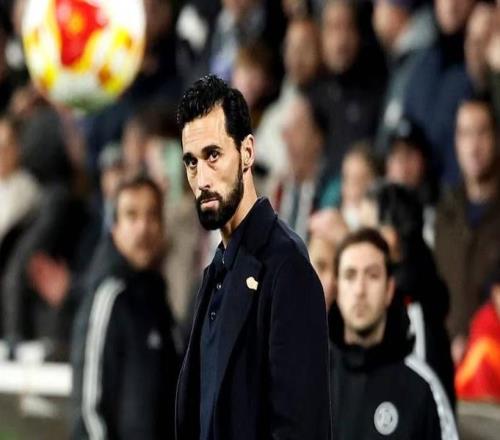 記者：阿韋洛亞專注于與球員的溝通和決策，始終擁有決定權(quán)