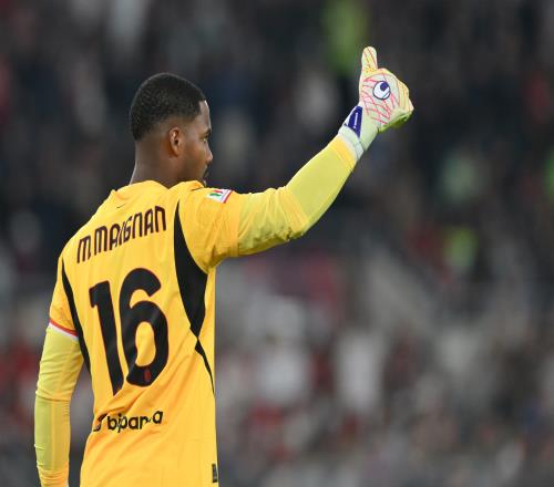 米體報道邁尼昂在塔雷與阿萊格里等人的努力下重回心扉續約在即_意甲直播