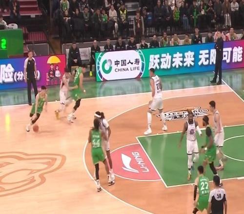 全場戰報高詩巖末節12分，山東84：79遼寧，迎來兩連勝