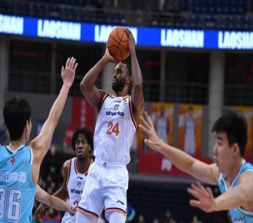 新民體育丨大鯊魚迎來福音