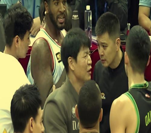 遼籃5分憾負又是3連敗！小龍空砍23+5，趙繼偉12+7+6，莫蘭德兩雙