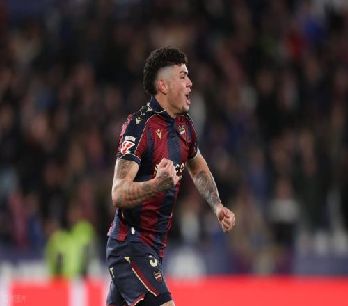 西甲最新積分戰(zhàn)報(bào)萊萬特逆轉(zhuǎn)絕殺贏保級大戰(zhàn)皇馬將在客場迎硬仗