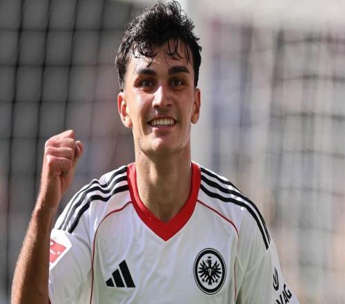 跟隊：尤文密切關(guān)注詹烏尊，法蘭克福對球員估價超7000萬歐