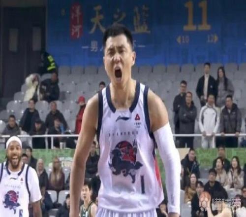 13年輪回：從“小李飛刀”到“高詩巖時(shí)刻”，濟(jì)南男籃的傳承與尊重