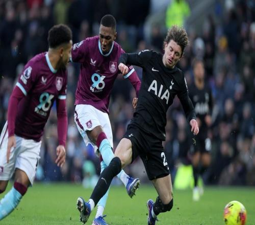 熱刺拒絕再送三分，伯恩利遭絕平后已連續(xù)14場(chǎng)英超不勝