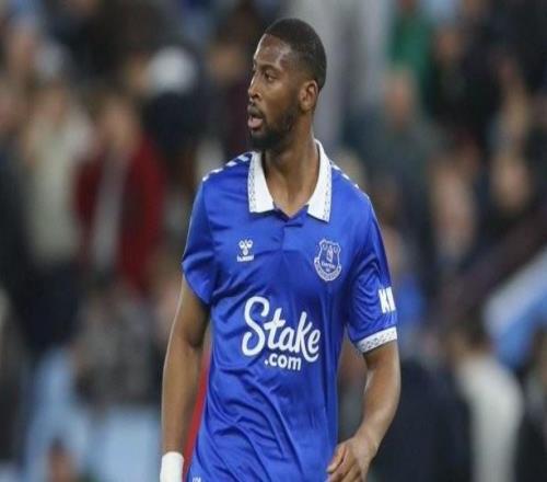 斯基拉:埃弗頓前鋒貝托被中間人推薦給了尤文