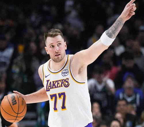 大帝轰38+11+5仍无缘今日最佳!对不起,你碰到创纪录的东契奇了