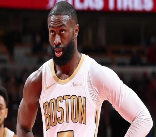 赫爾特0.2秒三分準(zhǔn)絕殺！公牛8人上雙險勝綠軍布朗33+8+5