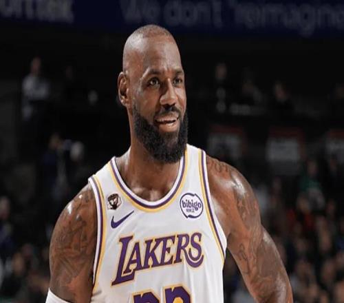 湖人險勝獨行俠！東契奇33分，詹姆斯八村壘統治末節，艾頓16中4