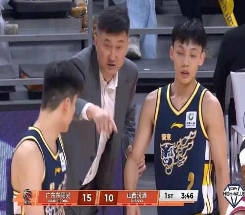 廣東男籃完勝山西，徐杰傷退王少杰17分，杜鋒和迪亞洛隔空對噴！