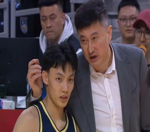 廣東男籃徐杰傷病情況確定，趙睿腰肌挫傷，遼寧男籃確定換外援