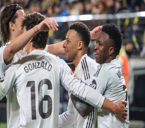 西甲最新積分戰(zhàn)報姆巴佩雙響皇馬完勝黃潛超巴薩2分重回榜首