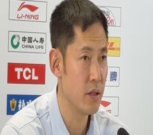 張慶鵬：鄒雨宸和朱松瑋都在帶傷作戰，感謝球員們做出的犧牲