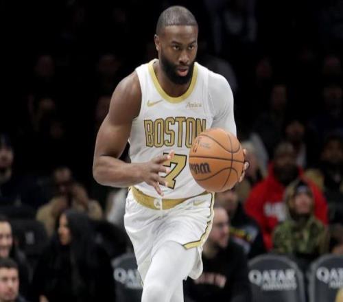 绿凯大爆冷!布朗33+8全队最低,怀特18中5,吉迪6中1许尔特绝杀