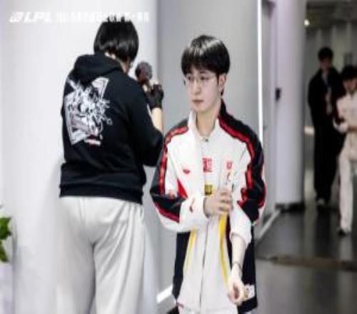 Elk：這一場對于我們能否前四比較關(guān)鍵，贏下來緩了一大口氣