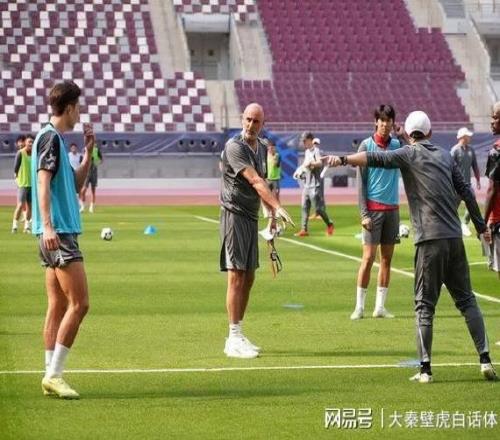 06!中超冠军海港再次惨败,2战狂丢10球,新国足第3场对手确定