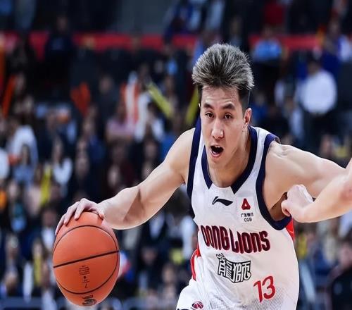 末節12分擊潰青島！健康的郭艾倫真穩！想得分就得分，根本攔不住