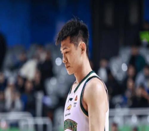 看他打球真痛苦！遼籃頂薪大將只拿3分正負(fù)值30隊(duì)內(nèi)最低