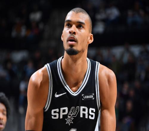 無緣橫掃！馬刺決戰被轟173爆冷輸鵜鶘文班16+16錫安24+10