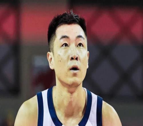 山東勝廣廈！鮑威爾克里斯主導(dǎo)，陳林堅(jiān)連進(jìn)關(guān)鍵球，廣廈僅靠布朗