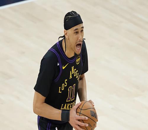 先發(fā)中鋒再次打出災(zāi)難表現(xiàn)，但湖人替補(bǔ)中鋒又一次挺身而出了