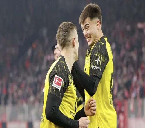 德天空:安塞尔米诺本想继续留在多特多特正评估是否需引援