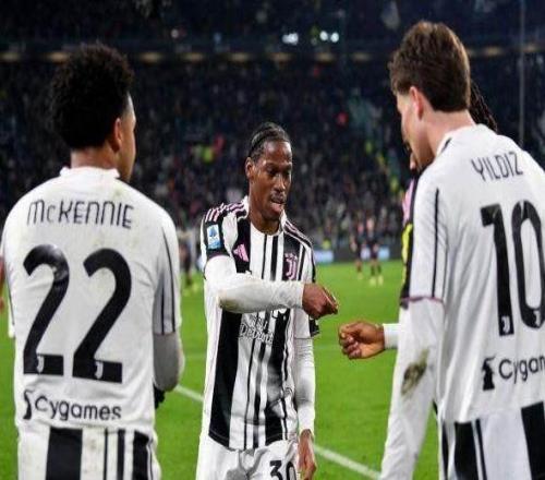 【復(fù)盤】尤文打出“完美比賽”戴維亮出“使用說明”