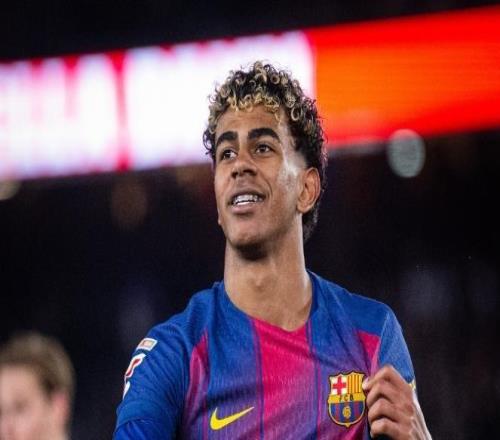 西甲第1易主！亞馬爾側(cè)鉤破門，巴薩30奪主場10連勝傲視五大聯(lián)賽