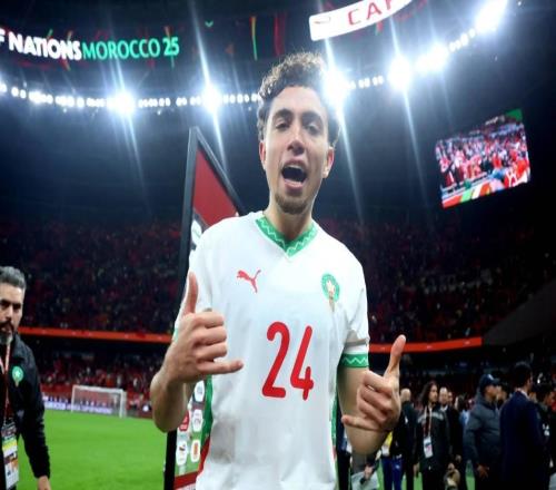 記者：皇馬球探非洲杯期間考察了艾納維，進行了初步接觸