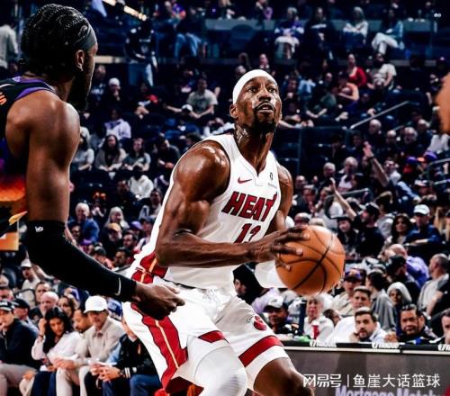 完勝！阿德巴約22+7奧尼爾7中0，火箭棄將26+5難救主，維金斯立功