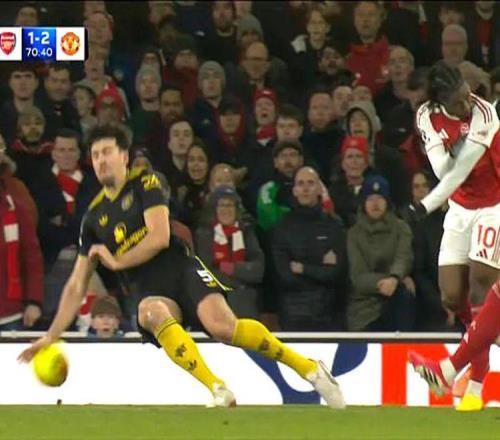 英超官方解釋曼聯(lián)手球非點球！庫尼亞爆粗恐遭停賽，多古抽筋無礙