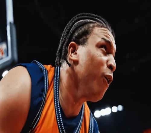 上海8285浙江球員評(píng)價(jià)：3人優(yōu)秀，弗格良好，7人低迷