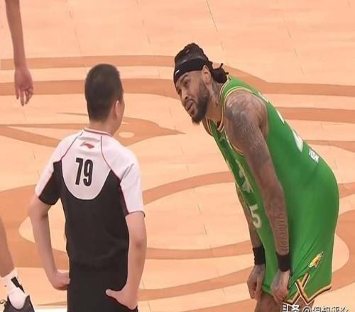 4連敗跌出季后賽區(qū)域排名!楊鳴:每到單外援時我們都會有些問題