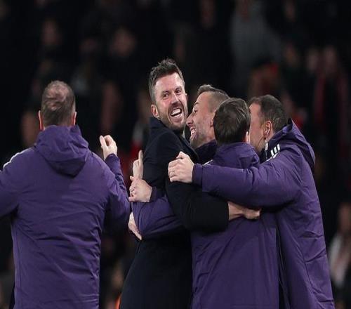 話題連克豪門(mén)，卡里克享受曼聯(lián)“蜜月”