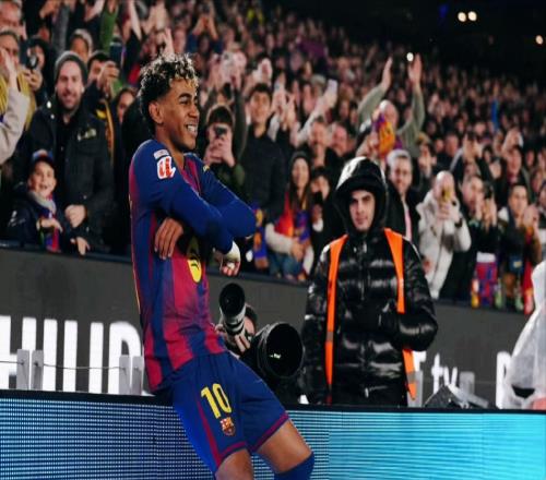 亞馬爾驚艷破門！拉菲尼亞看呆了，巴薩大勝：1項(xiàng)數(shù)據(jù)傲視5大聯(lián)賽