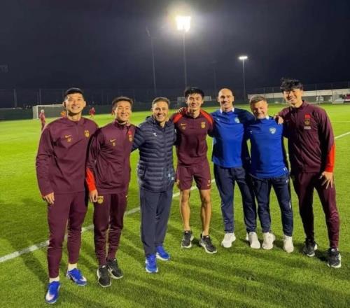 執教前景難樂觀！卡納瓦羅跟前廣州隊球員重聚，韋世豪笑得最開心