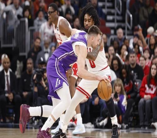 東契奇的負(fù)擔(dān)有多重