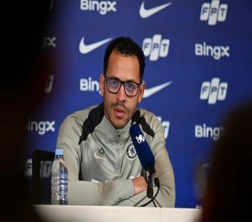 迪尼:羅塞尼爾總想保持優(yōu)雅得體的形象,這無法獲得球迷擁戴