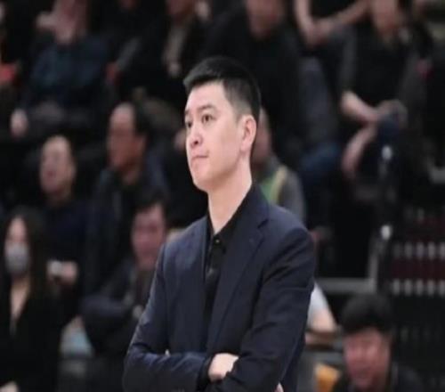 賀天舉：楊鳴想要的外援俱樂部全買不起，想要威爾哲卻給韋伯