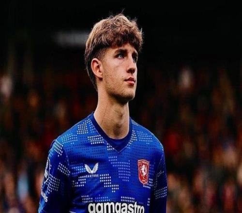 直接家訪，世體：巴薩派人去荷蘭小將奈斯塔德家中勸說(shuō)其加盟