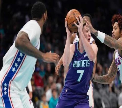 最多領(lǐng)先50分！8人上雙打爆東部勁旅！4號(hào)秀再創(chuàng)三分球新紀(jì)錄