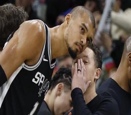 馬刺主帥談不敵鵜鶘：我們打得不夠強(qiáng)硬防守端出現(xiàn)了很多失誤